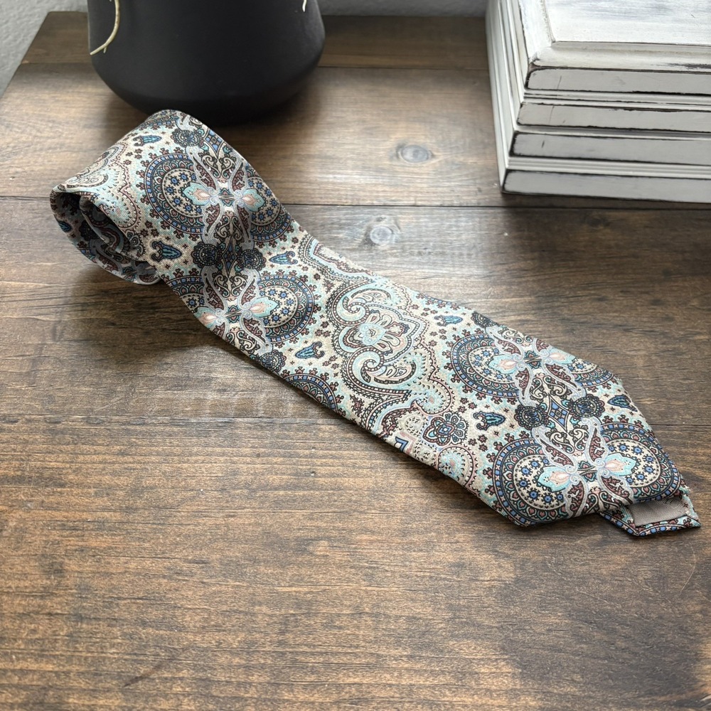 Christian Dior 100% Silk Paisley Men's Neck Tie Blue USA Made Vintage VTG - Picture 2 of 12